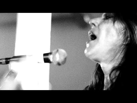 The Breeders ? Go Man Go (Official Video)