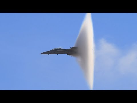 Самолеты преодолевают звуковой барьер    Fighter Jets Breaks Speed of Sound 2016