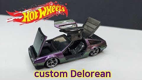 Custom Delorean Hotwheels, full Openings. Camaleón Paint.