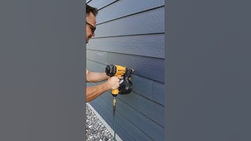 Repairing Hardie Board Siding | Construction #shorts
