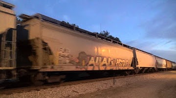 CSX 5479 (GE ES40DC) Lead CSXT G952 - 17