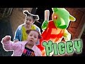 ПИГГИ УКРАЛА МОЮ ДОМАШКУ!! Мы знаем как ПОБЕДИТЬ ПИГГИ! Piggy Roblox in real life!