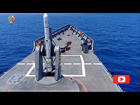 شاهد إغراق سفينه بصاروخ هاربون من الجيش المصرى