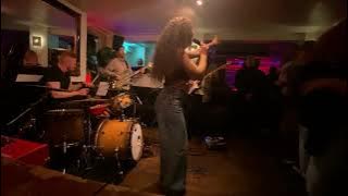 I'm Every Woman | Whitney Houston | ft. Daria Mirea | Cambridge Funk Jam