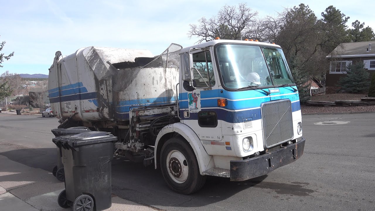 City of Williams ⇨ Gov. Innovators Rapid Rail Systems Garbage Truck