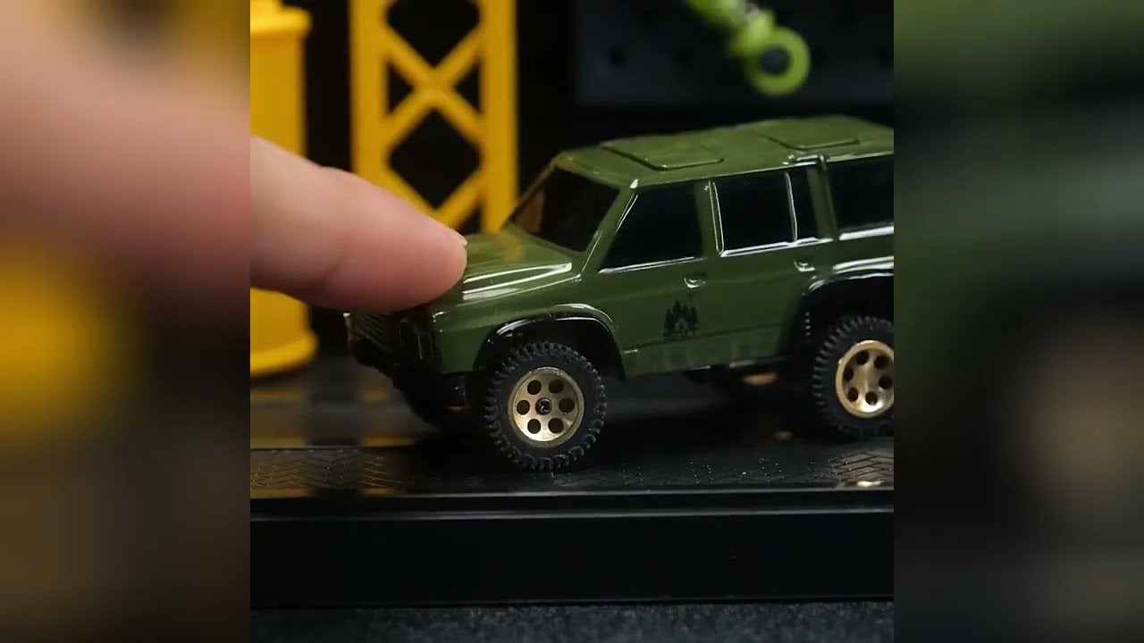 SNICLO SNT 3005 1:64 RC Car FPV Goggles Car Removable Mangtic FPVBOX 4WD Drift Climbing Truck