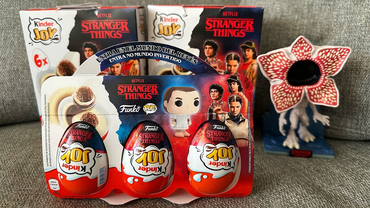 2025 Stranger Things Kinder Joy Funko POP Fun Unboxing - YouTube