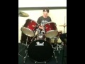 Drake fanning rocking out