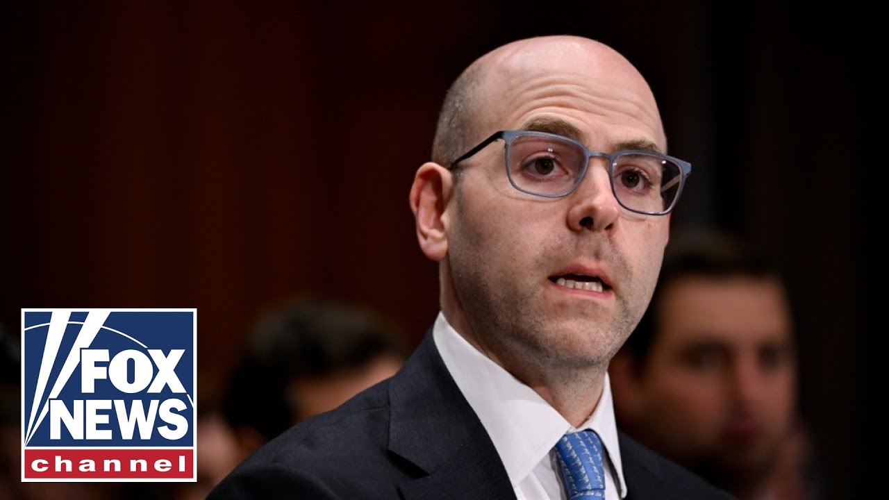 Fed governor RESIGNS from White House role