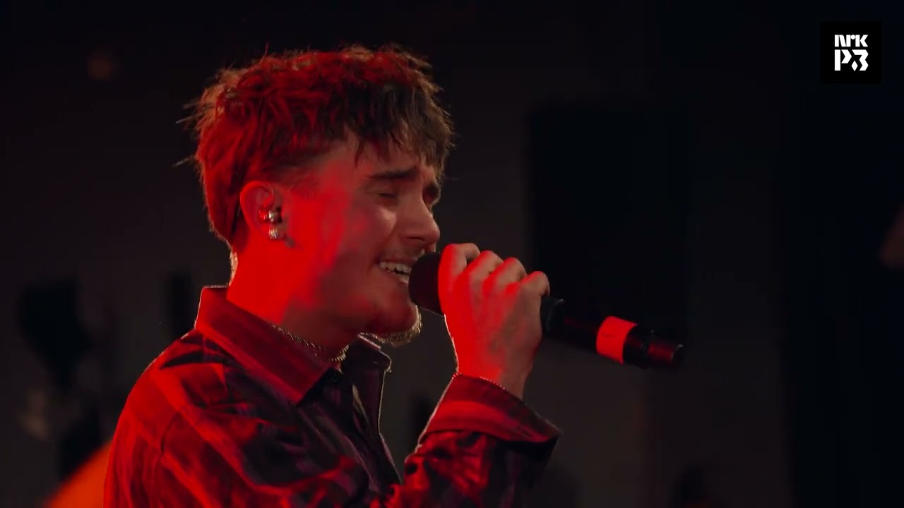 Watch lille Caesar - gamle vaner (P3 Live) on YouTube Watch lille Caesar - gamle vaner (P3 Live) on YouTube
