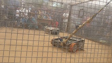 Robowars team terminator single tooth vs cross wire drum bot @gec GOA 2017