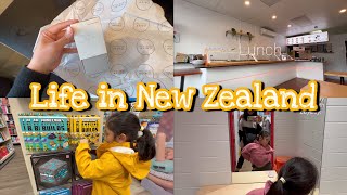 vlog: Day in my life + Work - School + Hauls  | Living in New Zealand