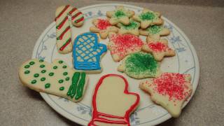 Simple Sugar Cookie Cutout Recipe  (Christmas Cookie Cutouts)