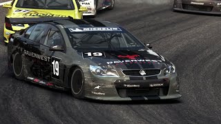 GRID Autosport - Holden VF Commodore - Mount Panorama, Motor Racing Circuit