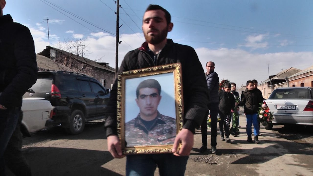 Հայթաղ գյուղում հուղարկավորեցին զինծառայող Վահրամ Ավագյանին