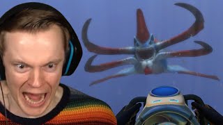 I Played Subnautica For the FIRST TIME and it Was Terrifying