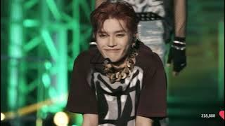 SMTOWN LIVE 2022: SMCU EXPRESS BEHIND THE SCENE NCT CUT