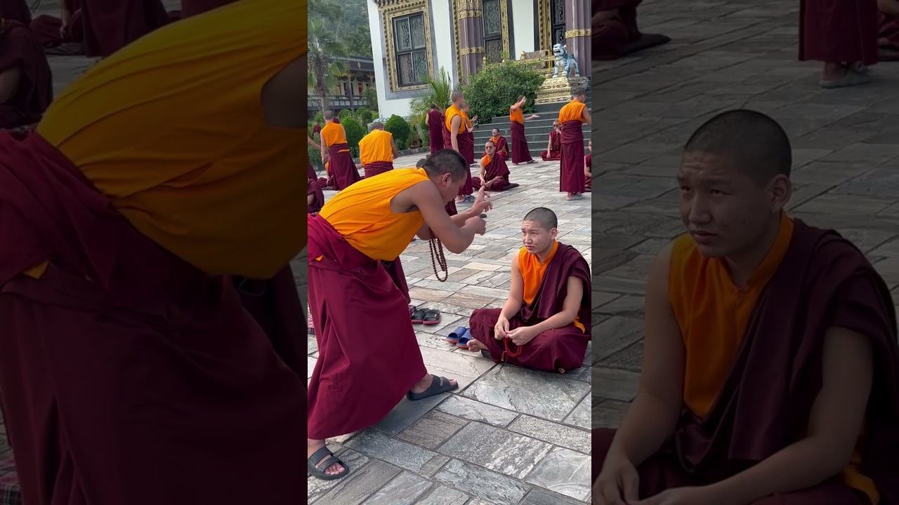 Непал. Дебаты монахов.