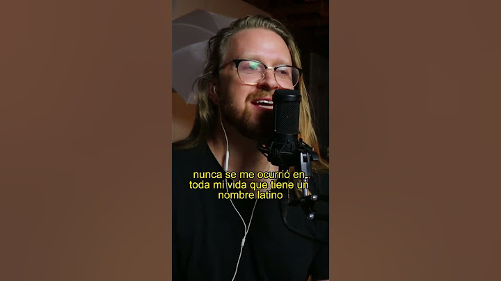 La sorpresa que me llevé al ver que Christina Aguilera también cantaba en español😅 #shorts