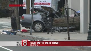 Car smashes into building in Ansonia
