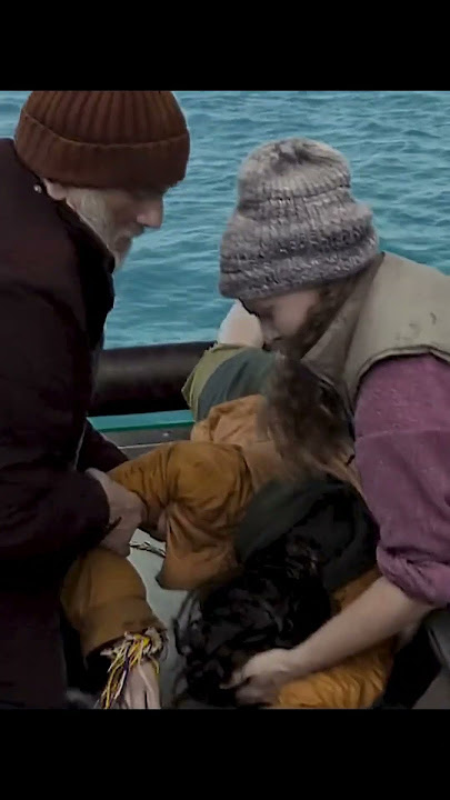 Nowhere 🛶 — Trapped at Sea, She Gave Birth in a Metal Box 🤯👶🌊