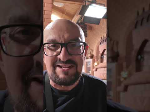 Азербайджанец купил баклажаны