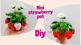 Strawberry pot DIY - How to make a strawberry pot with pipe cleaners - KESA DIY