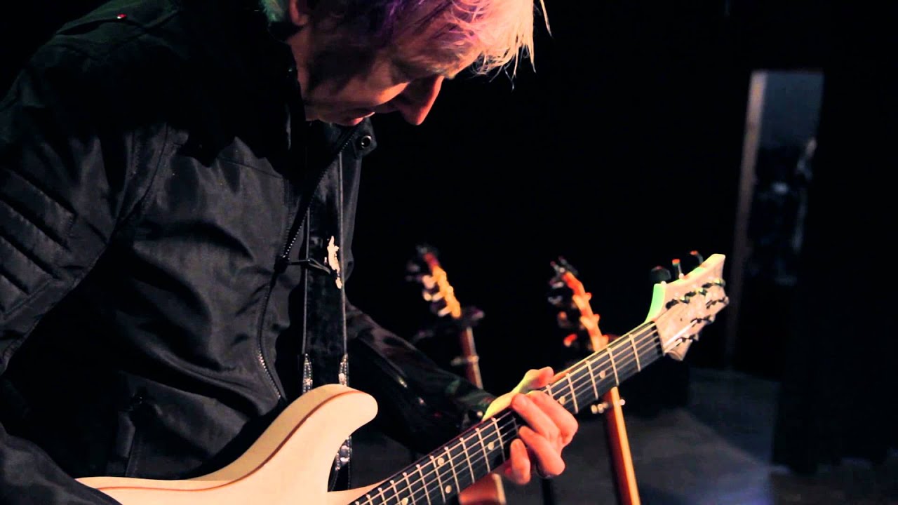 Suzanne Vega "Caramel" Radio Woodstock 100.1 4/18/15 YouTube