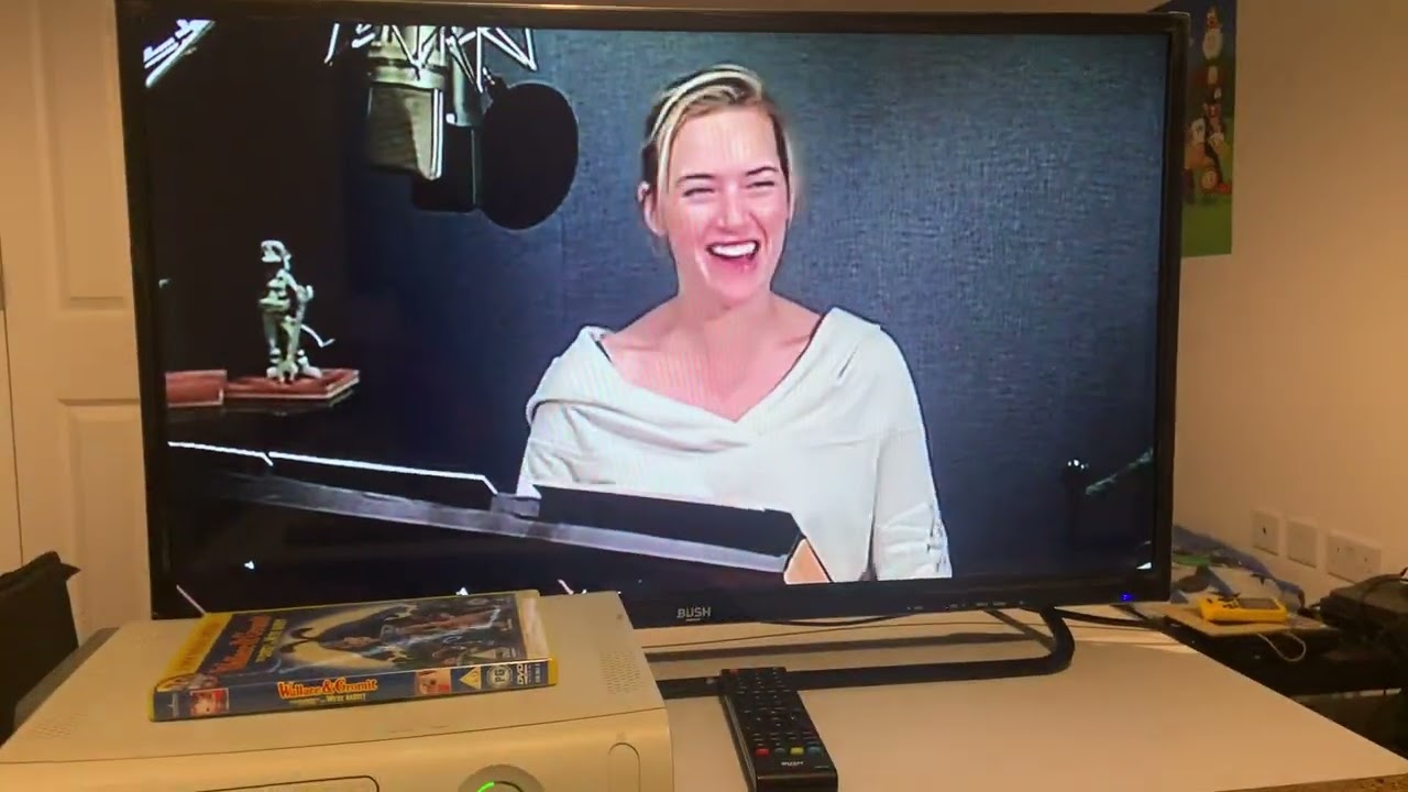 Opening to Wallace and Gromit, the curse of the were rabbit 2006 UK dvd