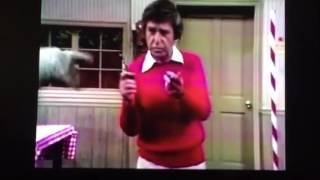 Soupy Sales: White Fang's 100-yard Dash Soupy Sales: White Fang's 100-yard Dash