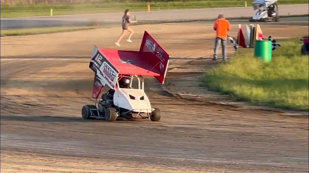 For the first time ever!!! Ohio Winged Outlaw karts from the Triangle ...