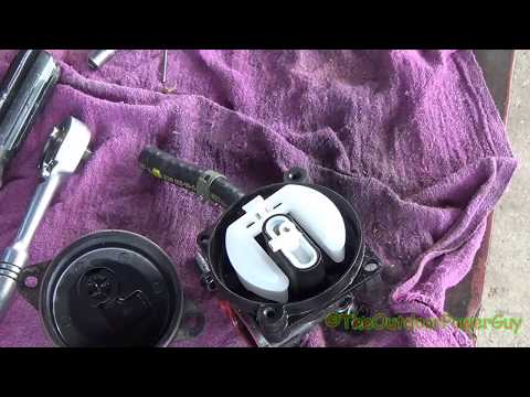 HOW TO CLEAN A BRIGGS & STRATTON 450e/500e/550EX/625EX PUSH MOWER PLASTIC CARBURETOR