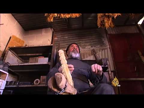 أرزاق- عبدالله سالم - صانع مكانس قش - الخليل