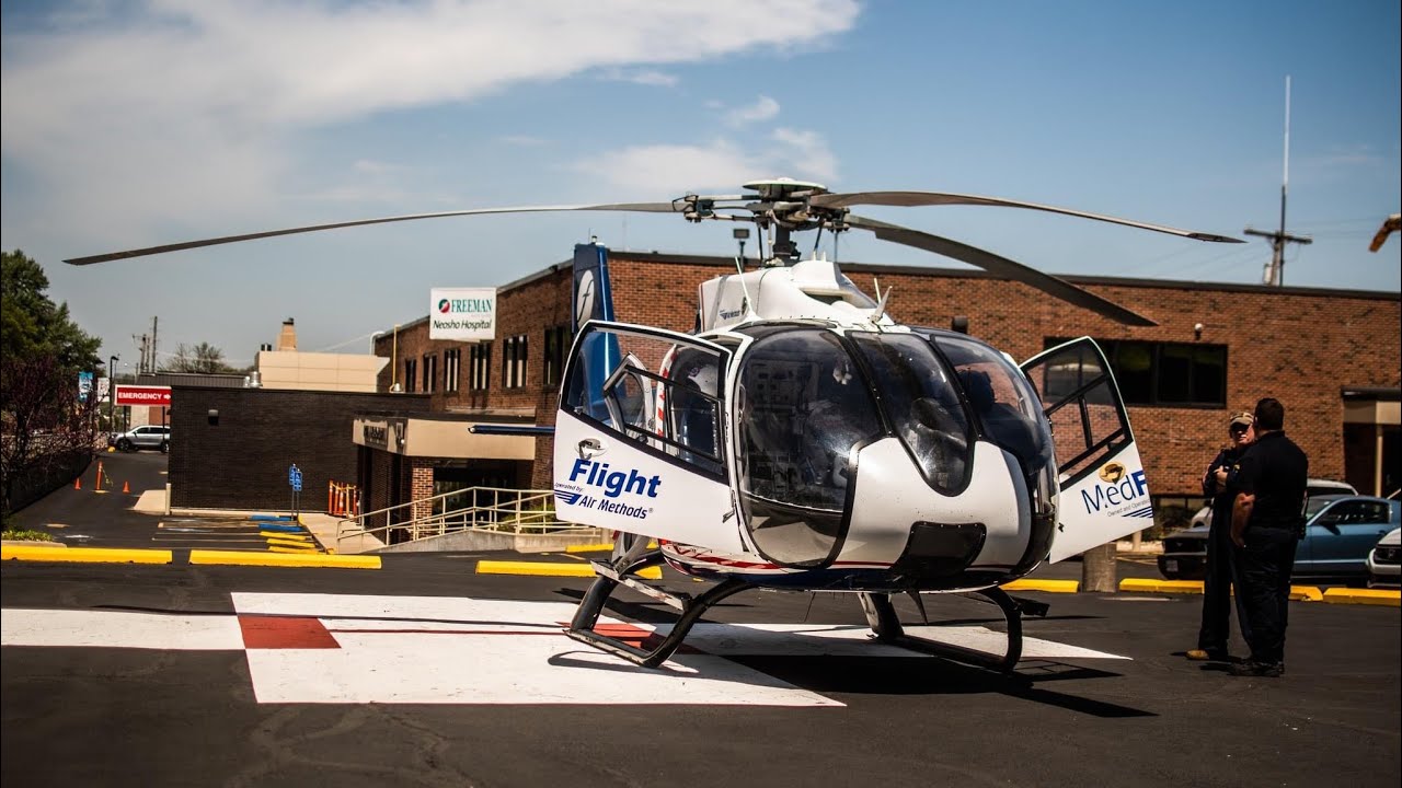Medflight lands in Neosho. Neosho PD and Neosho FD help with LZ. 418