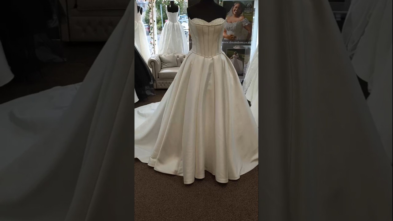 BETHANY CLASSIC BALLGOWN CRUMB CATCHER WEDDING DRESS