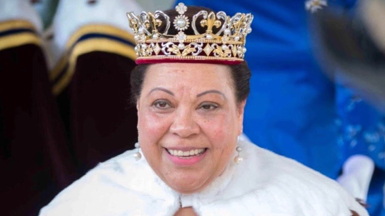 ME'A 'A E TA'AHINE KUINI NANASIPAU'U