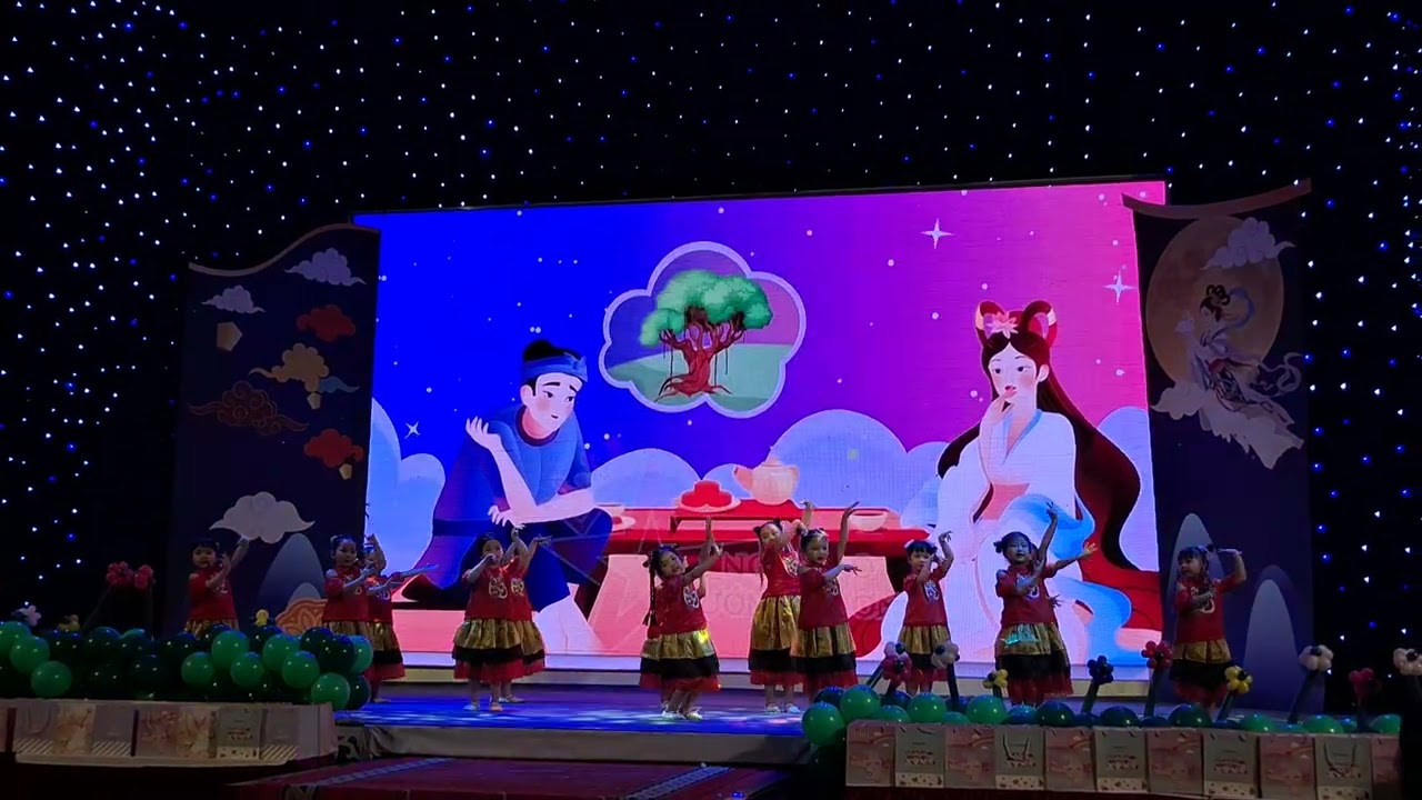 Múa bài Chú cuội chơi trăng