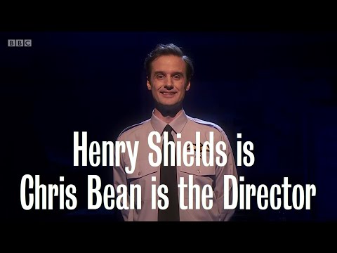 Henry Shields Is Chris Bean Is The Director Mischief Theatre Goes Wrong Show 