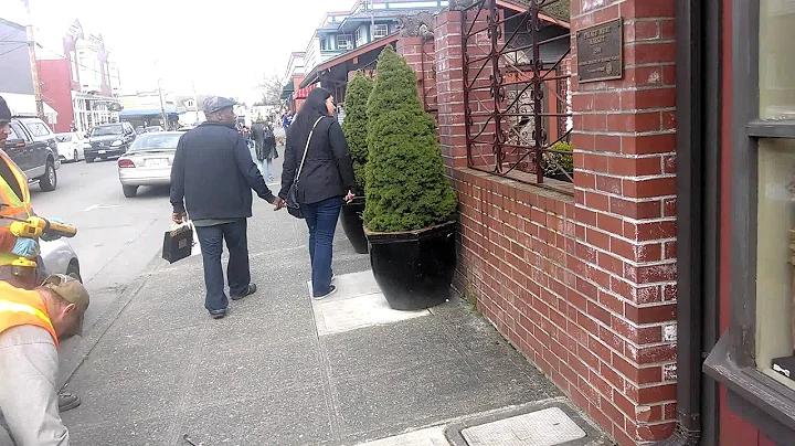 Walking around La Conner