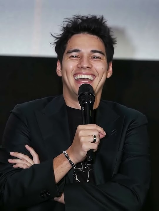 Maxime Bouttier, POV nyanyi