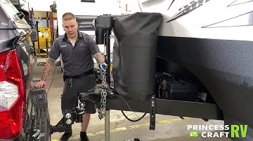 Fastway e2 Weight Distribution Hitch Coupling and Uncoupling