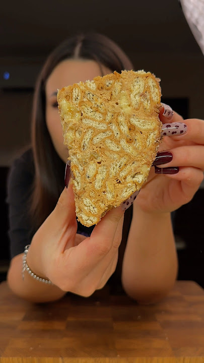 Жігіт телефонға түсірген порно