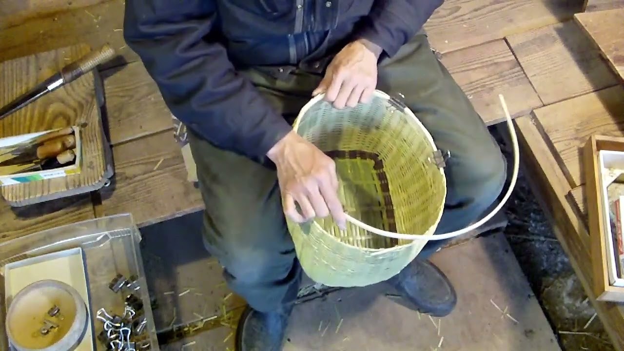 15/19　 編み：ふち ｟ 竹かご（筏底ござ目編み巻きぶち手付きかご）ができるまで｠　たけやん　竹細工　竹かご