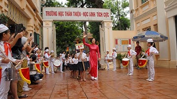 Đón các bé vào lớp 1 & Khai giảng năm học 2014 2015 Trường tiểu học Trần Quốc Toản