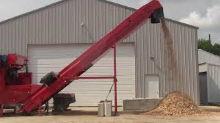 Rotochopper EC 366 grinding pallets | Greenstar Equipment Rotochopper EC 366 grinding pallets | Greenstar Equipment