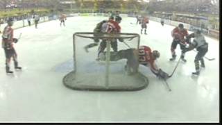 Devils V Panthers - Panthers Cant Tuck It In