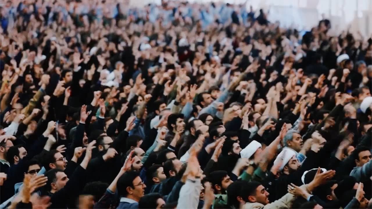 كما خرجنا بالأمس سنخرج غداً ونشارك وفاءً لقادة النصر والتحرير في ساحة التحرير