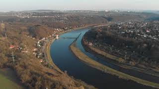 Klecany u kříže a lom z dronu (00:01:14)