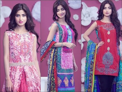 Family Pictures Of Sajal Ali