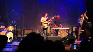 Ani DiFranco - Angel From Montgomery